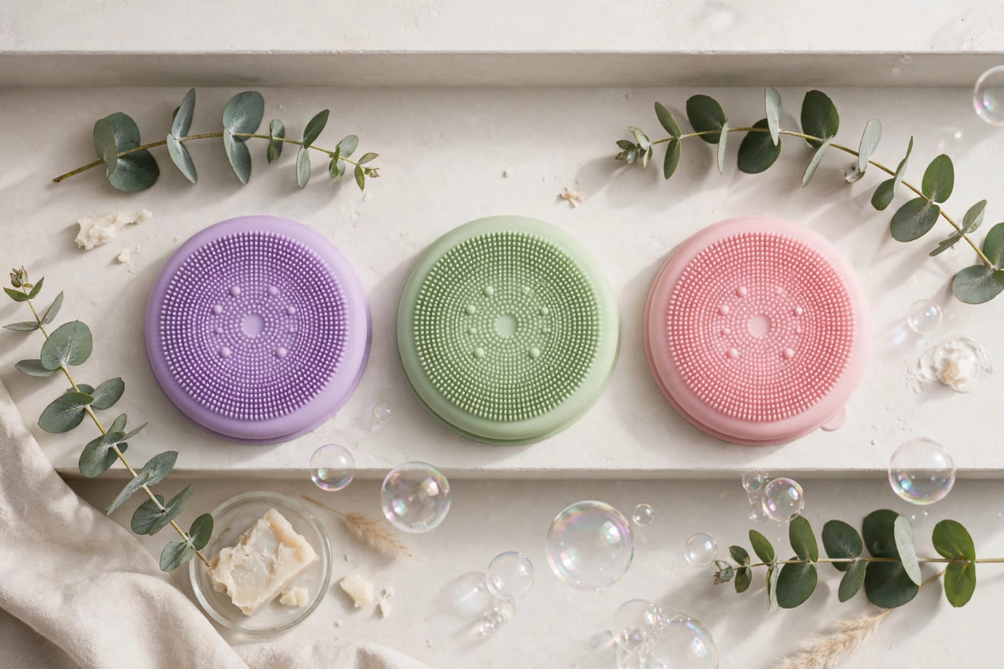 SoftGlow Silicone Facial Cleansing Pad - Deep Cleanse & Gentle Exfoliator